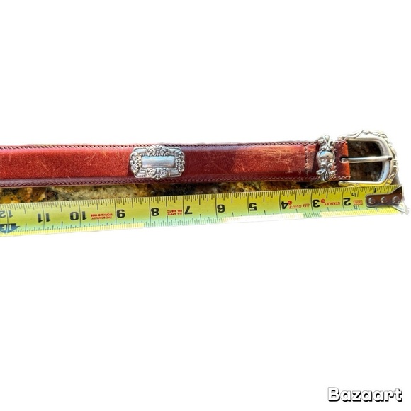 Fossil Brown Leather Belt with Ornate Gold Buckle - Picture 2 of 5